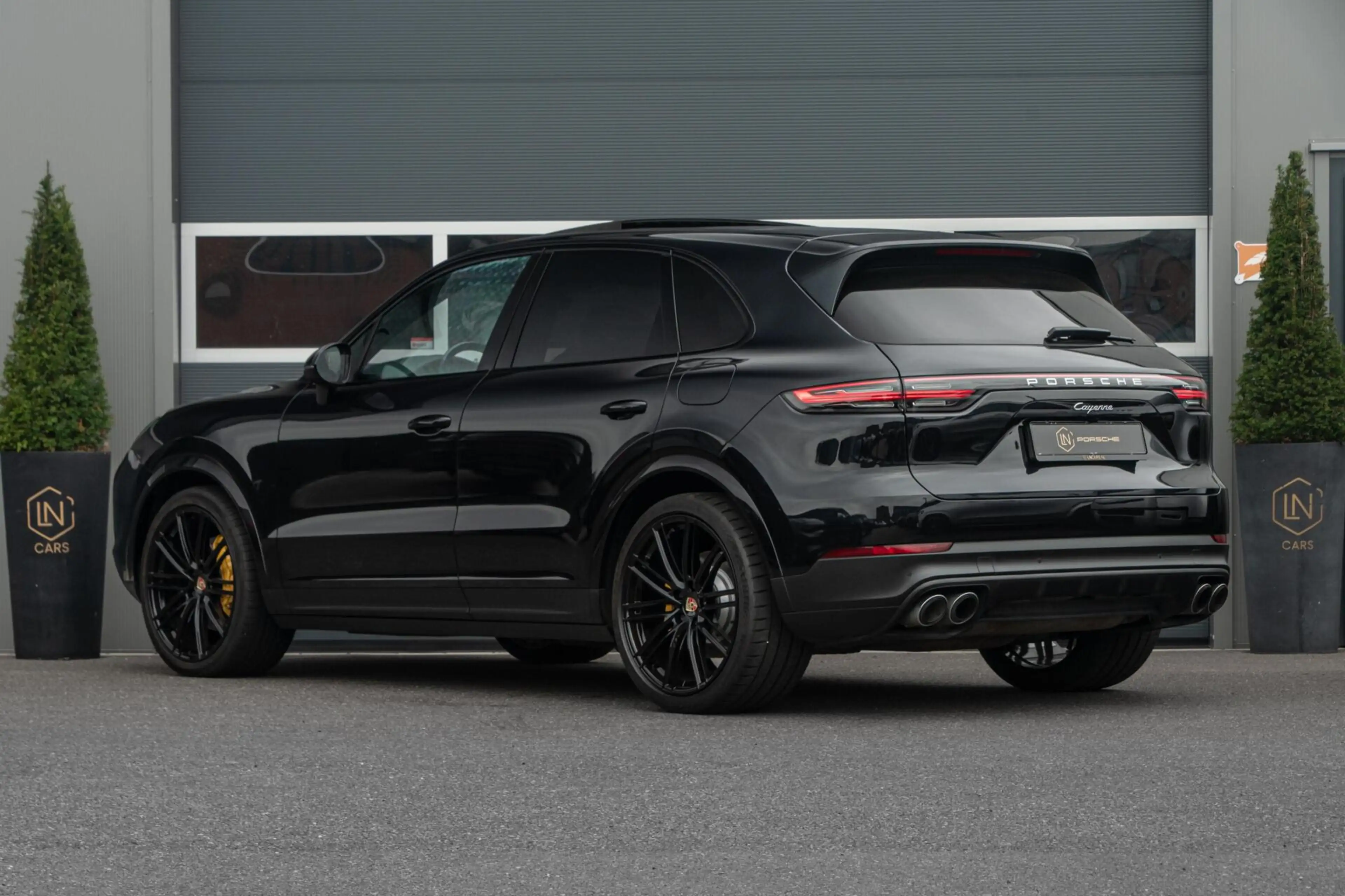 Porsche Cayenne 3.0 E-Hybrid|Vierwielbesturing|Pano|22'|PDLS — photo 11