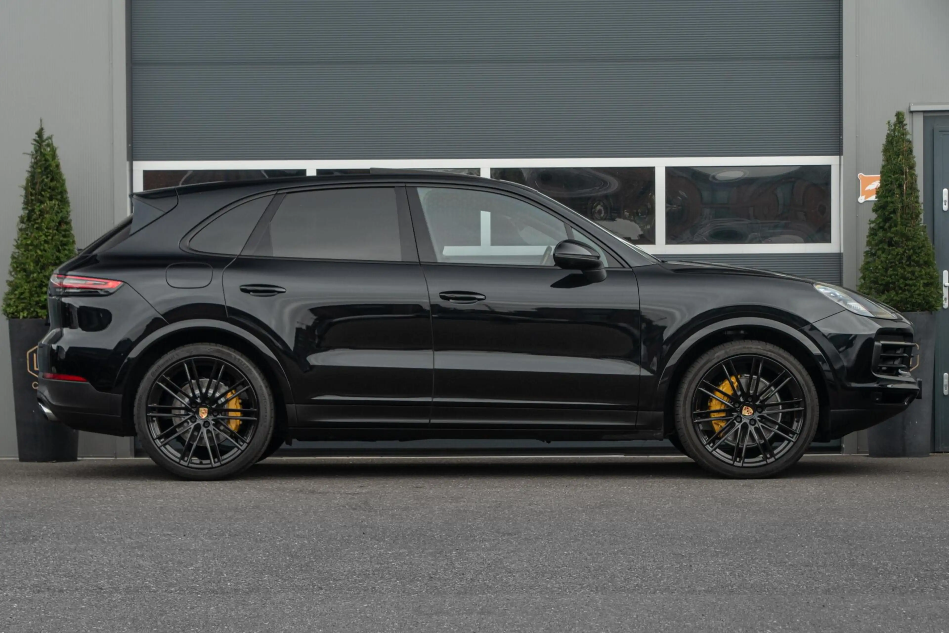 Porsche Cayenne 3.0 E-Hybrid|Vierwielbesturing|Pano|22'|PDLS — photo 6