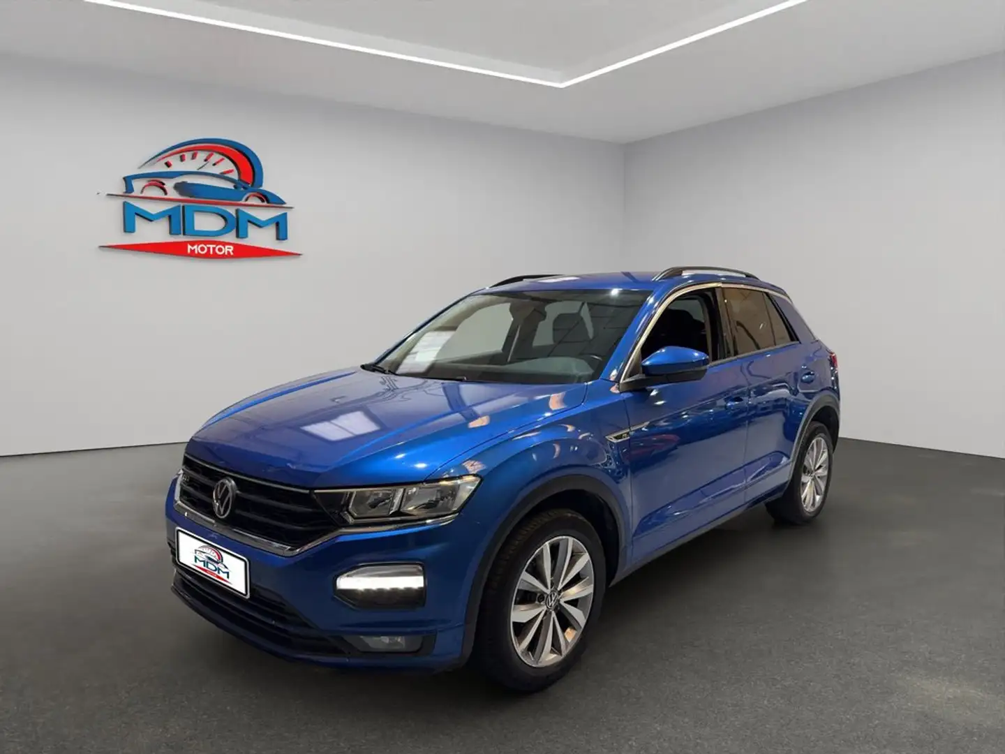 Volkswagen T-Roc 1.0 TSI Advance R-line 81kW Blauw - 1