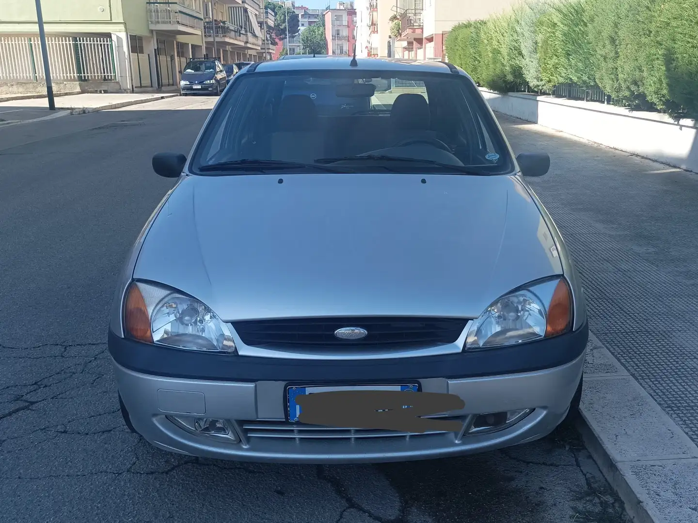 Ford Fiesta Fiesta IV 1999 5p 1.2 16v Ambiente Gri - 1