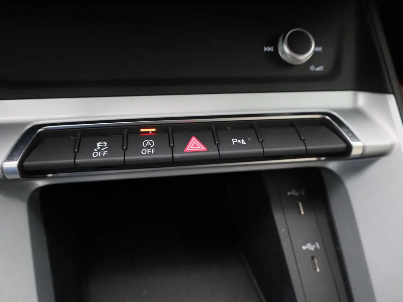 Audi Q3 35 TDI S Tronic Business Edition ZETELVERWARMING, миниатюра 25