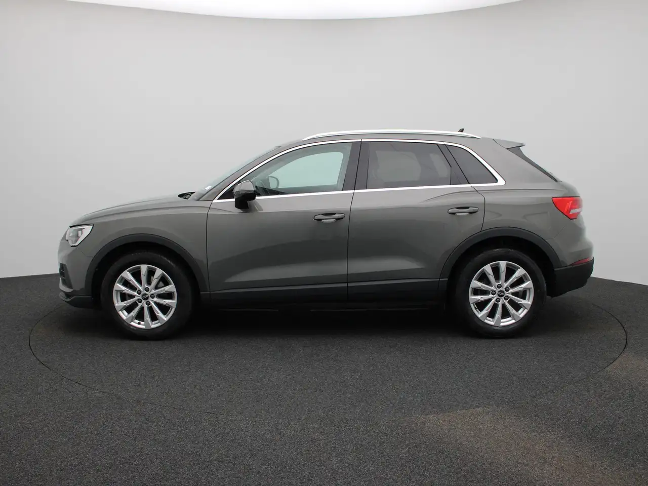 Audi Q3 35 TDI S Tronic Business Edition ZETELVERWARMING, миниатюра 4