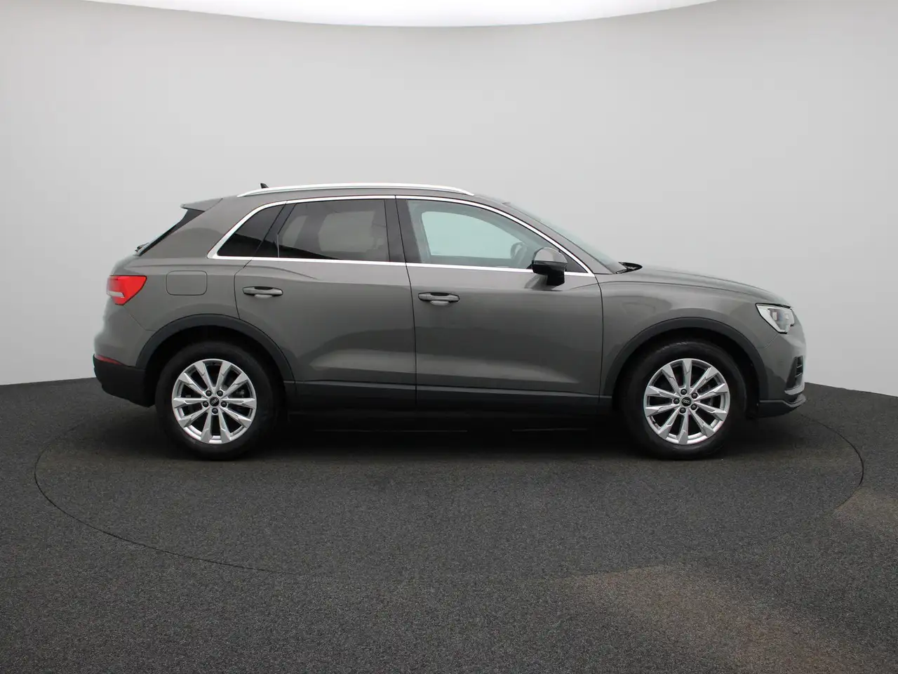 Audi Q3 35 TDI S Tronic Business Edition ZETELVERWARMING, миниатюра 6