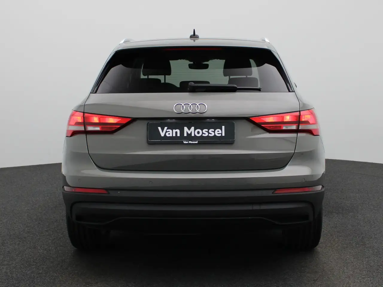 Audi Q3 35 TDI S Tronic Business Edition ZETELVERWARMING, миниатюра 5