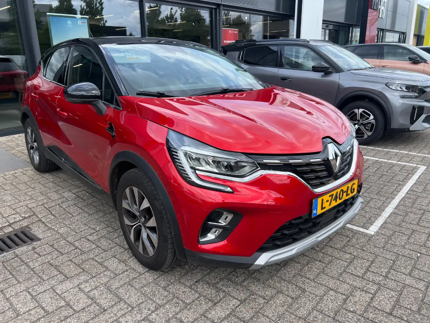 Renault Captur 1.0 TCe 100 Intens | Navigatie | Climate Control | Rouge - 2