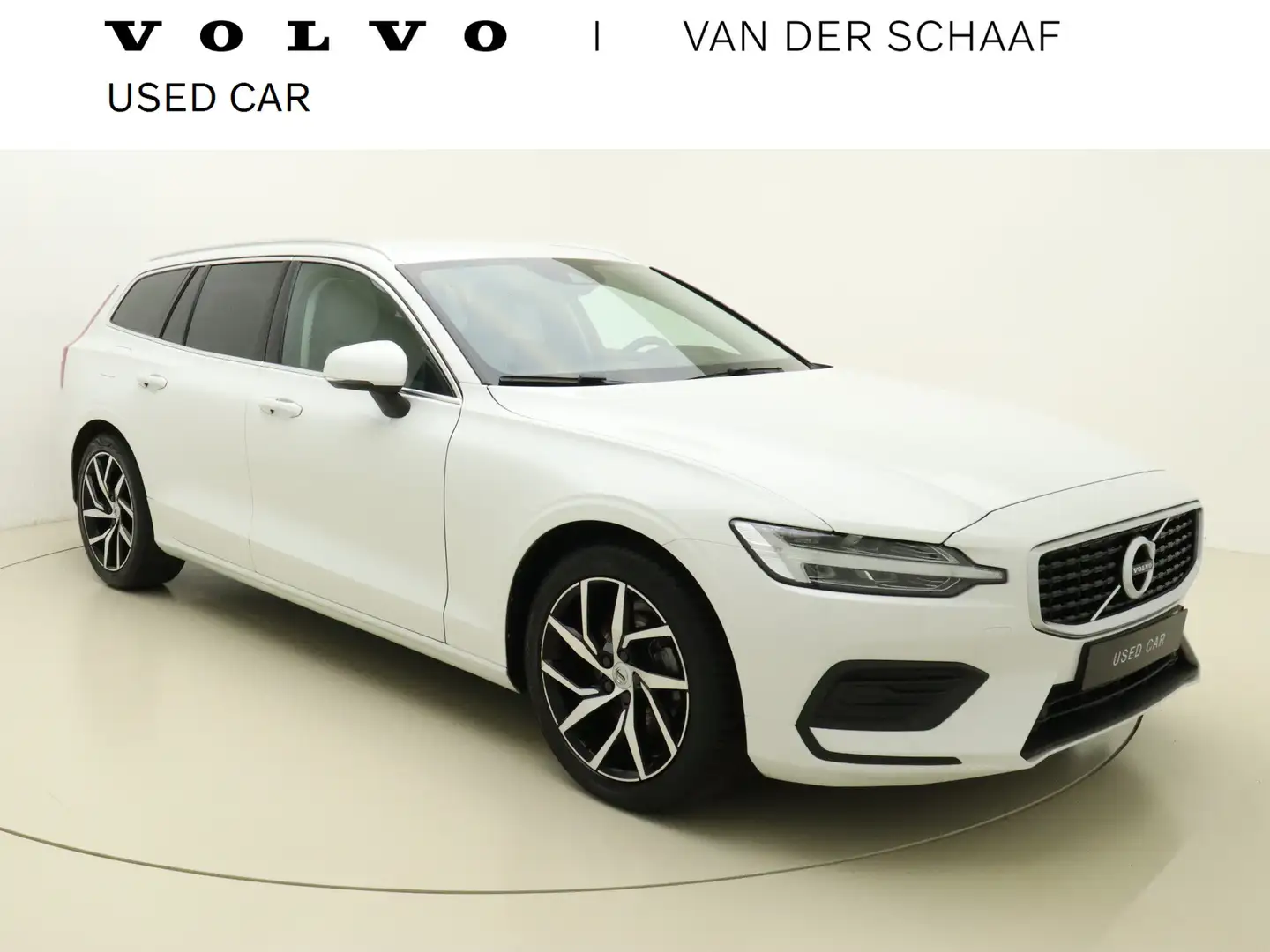 Volvo V60 D4 190pk Momentum | STOELVERWARMING | VERWARM. VOO Wit - 1