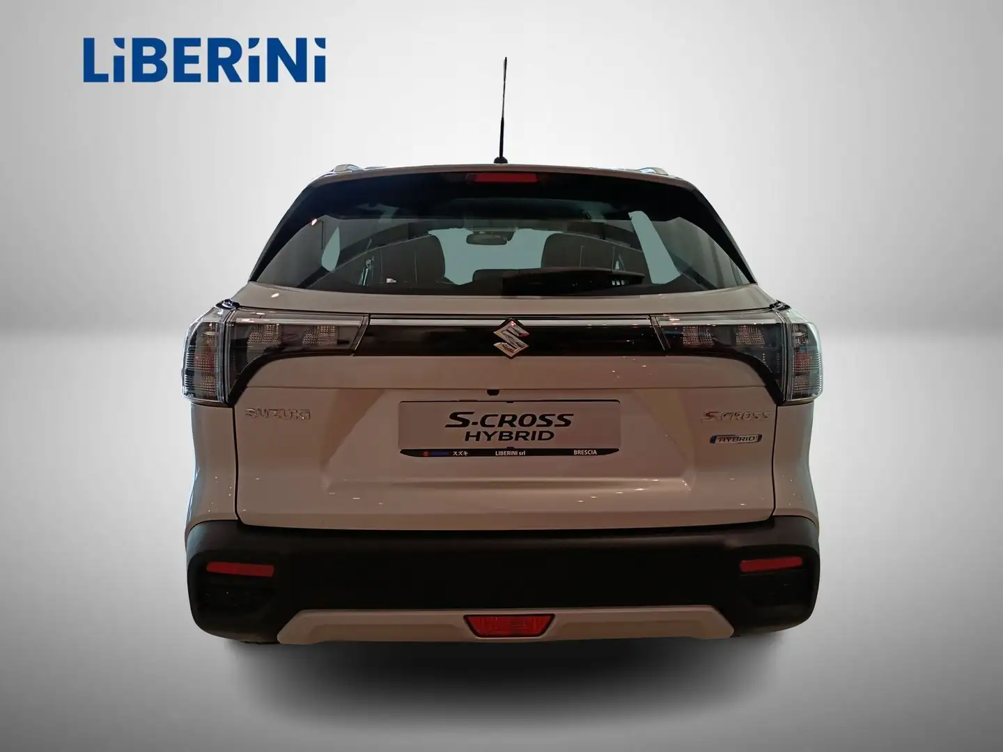 Suzuki S-Cross 1.4 Hybrid Top+ 6M. Led 17" Navi Keyl. Tel. 360 Plateado - 2