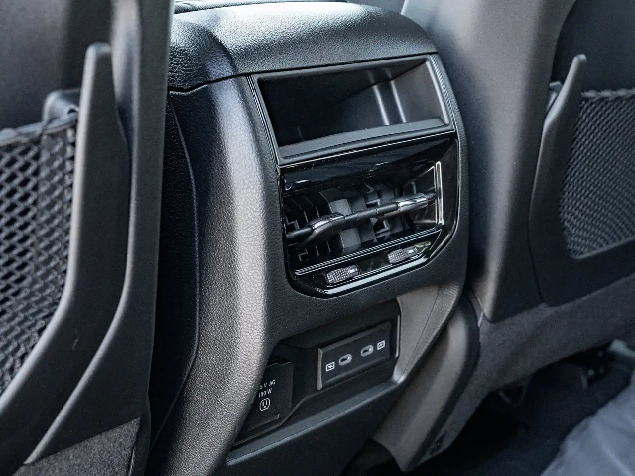 Jeep Grand Cherokee photo Jeep Grand Cherokee