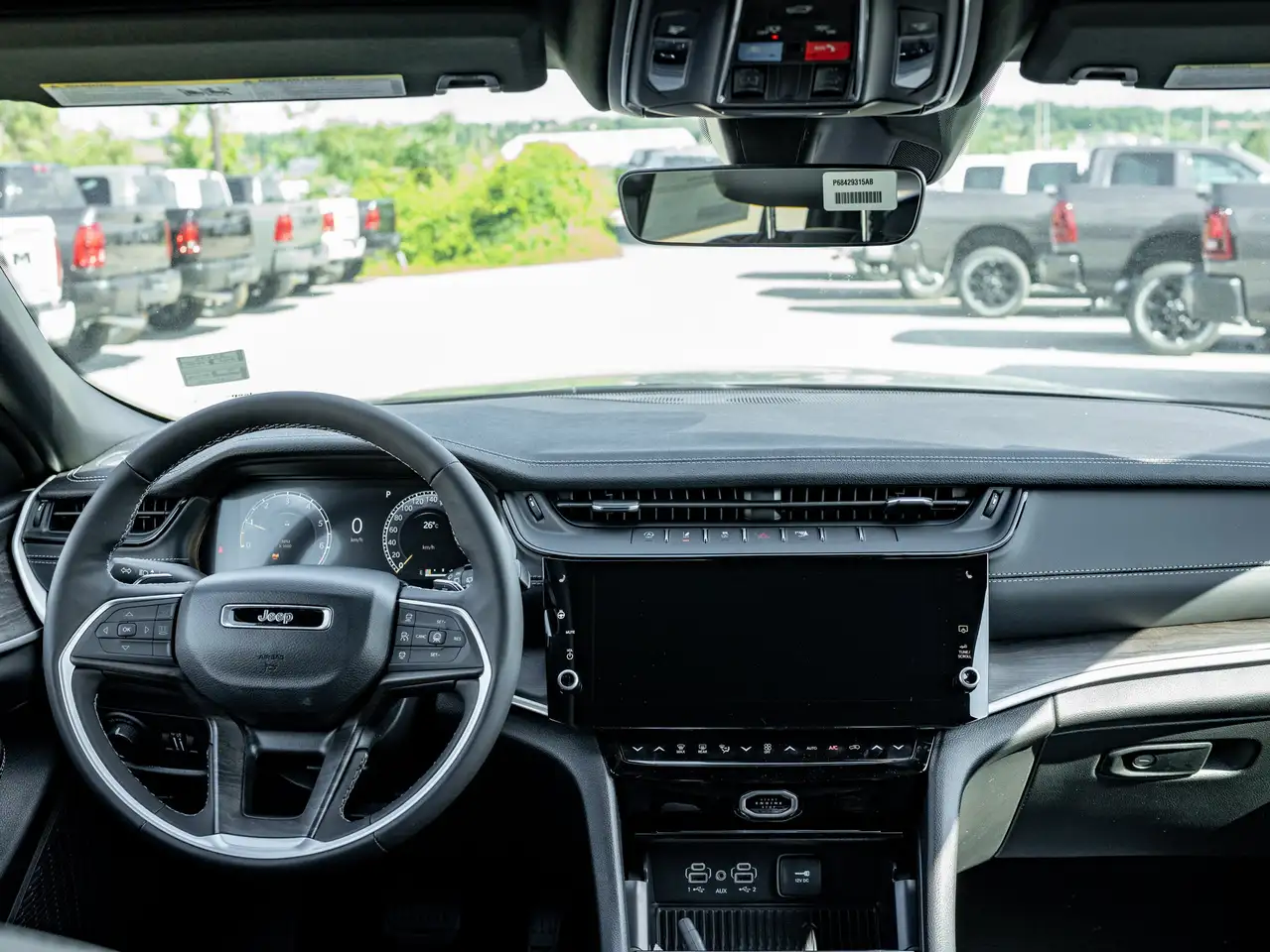 Jeep Grand Cherokee photo Jeep Grand Cherokee