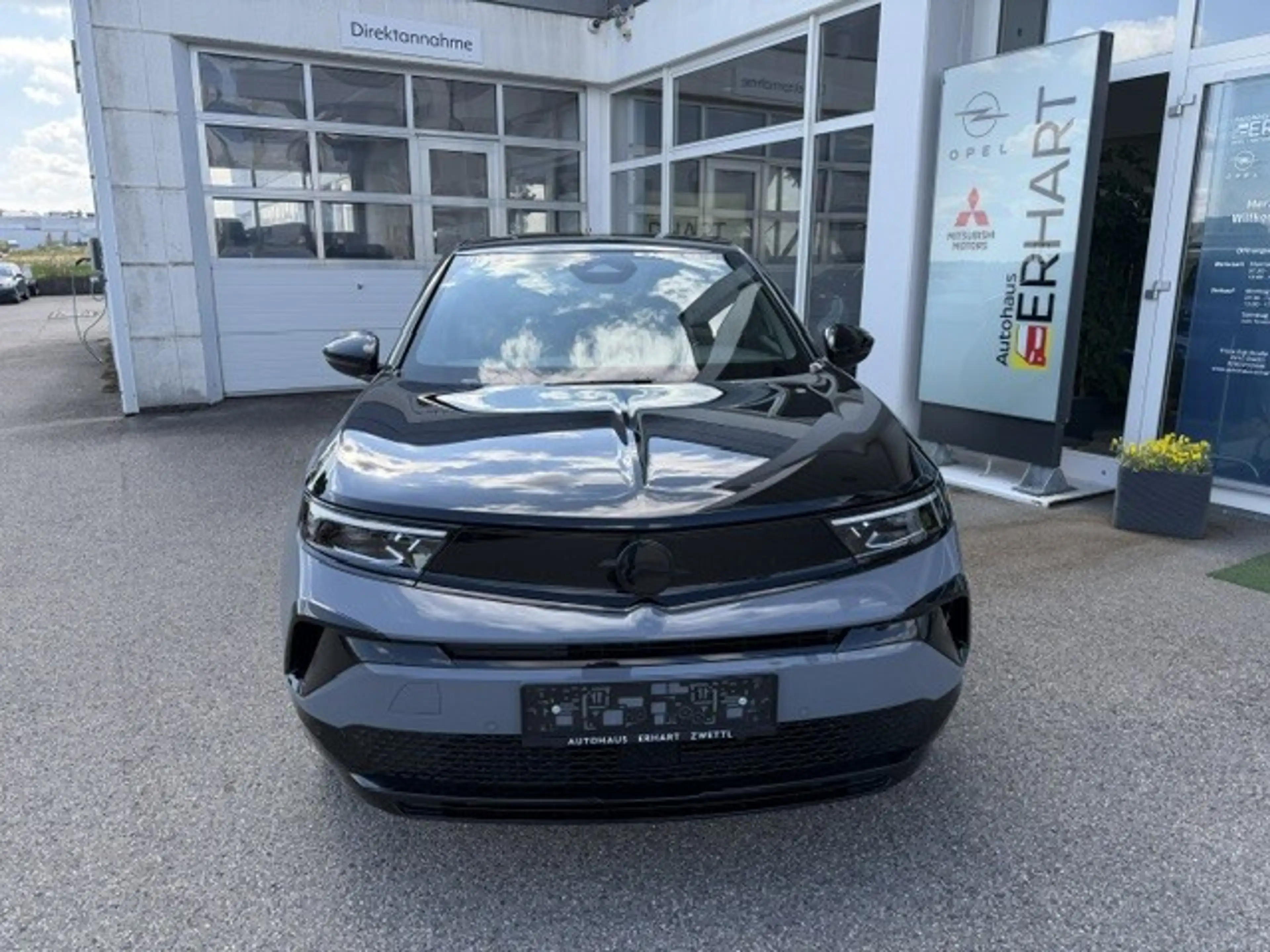 Opel Mokka-E Mokka-e 54kWh Elektromotor 207 kW GSE — photo 3