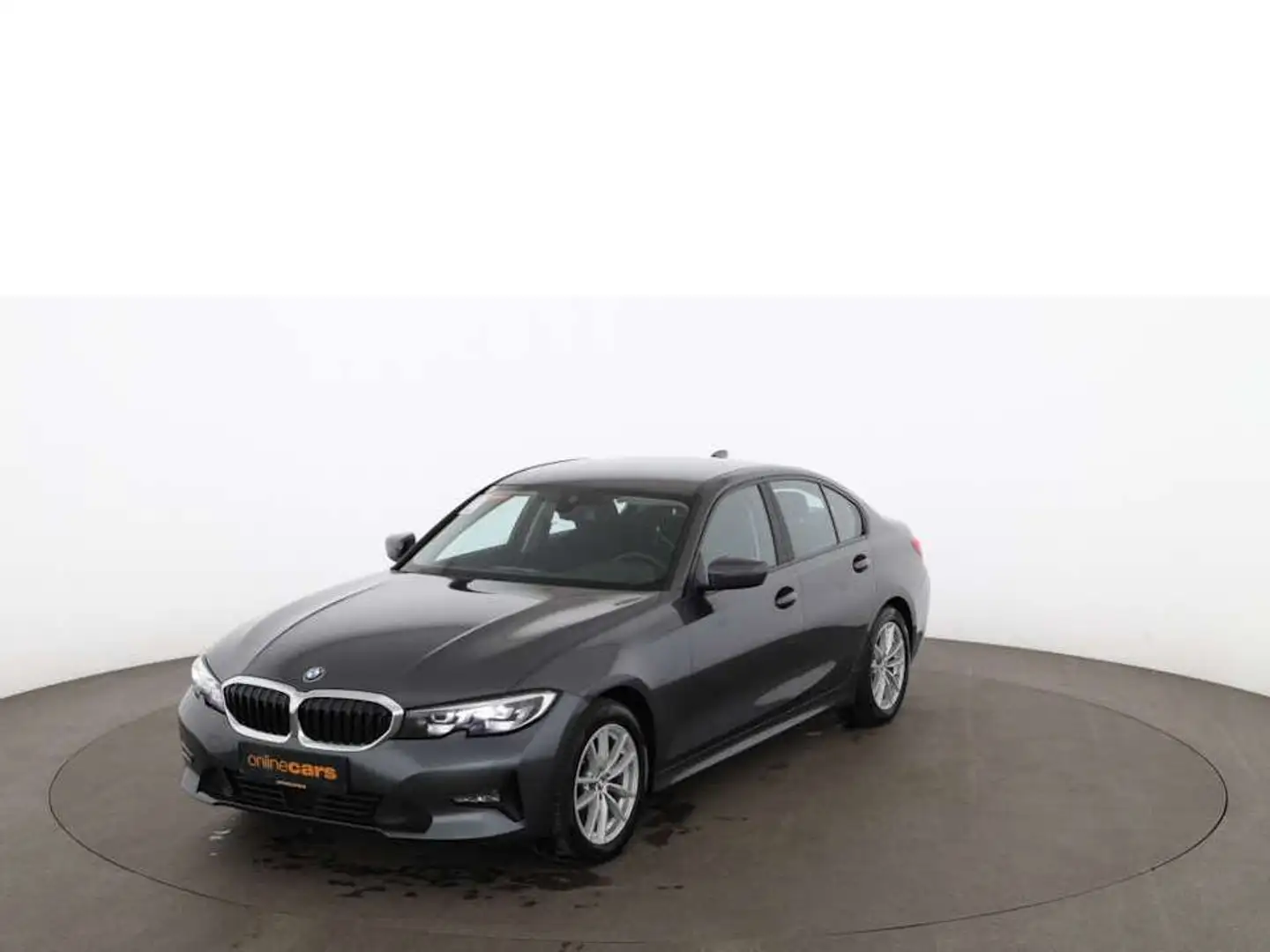 BMW 320 d Advantage Aut LED RADAR NAVI ASSIST R-CAM Šedá - 1
