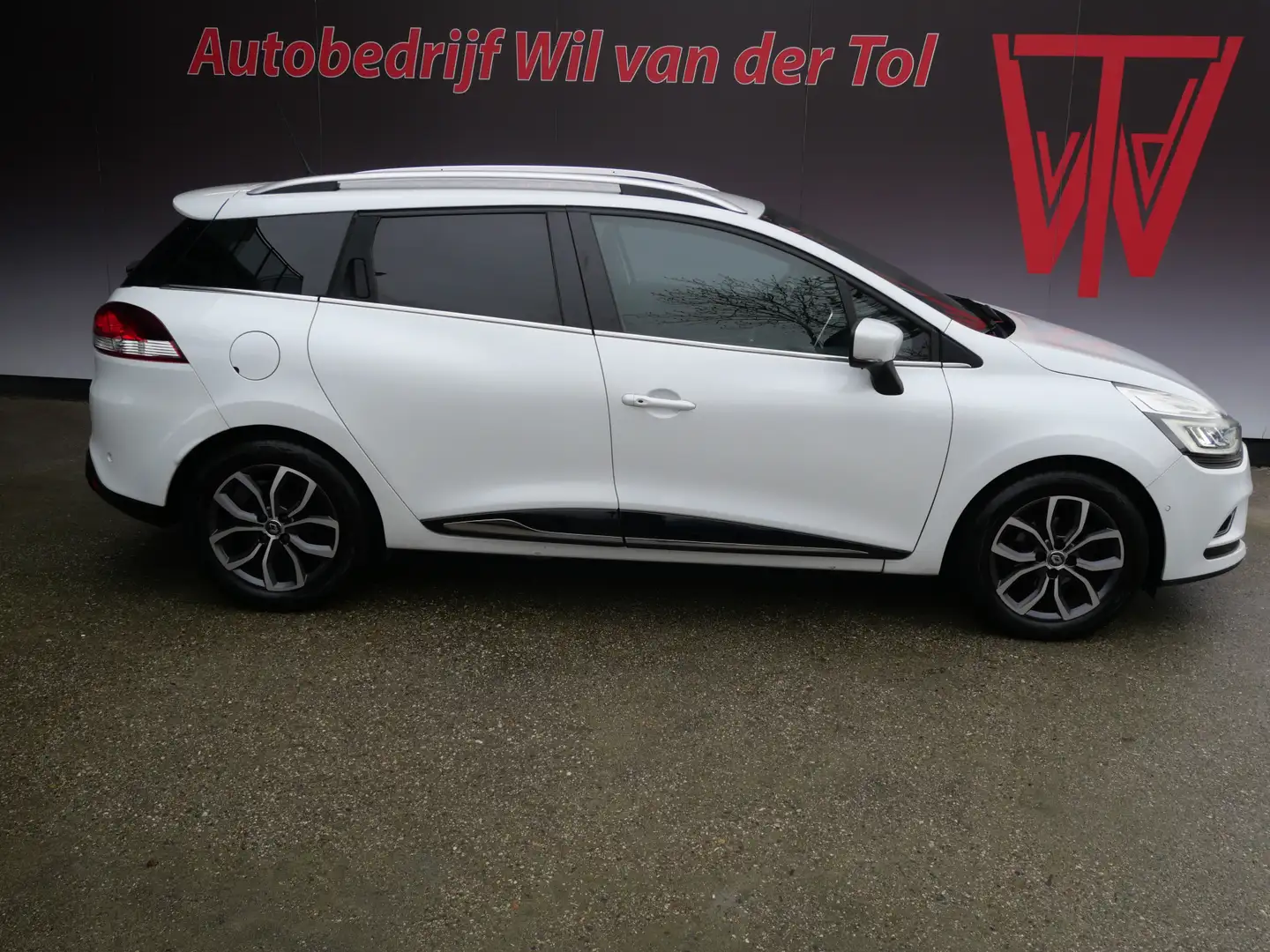 Renault Clio Estate 0.9 TCe INTENS | NAVIGATIE | CLIMA | FULL-L Weiß - 1