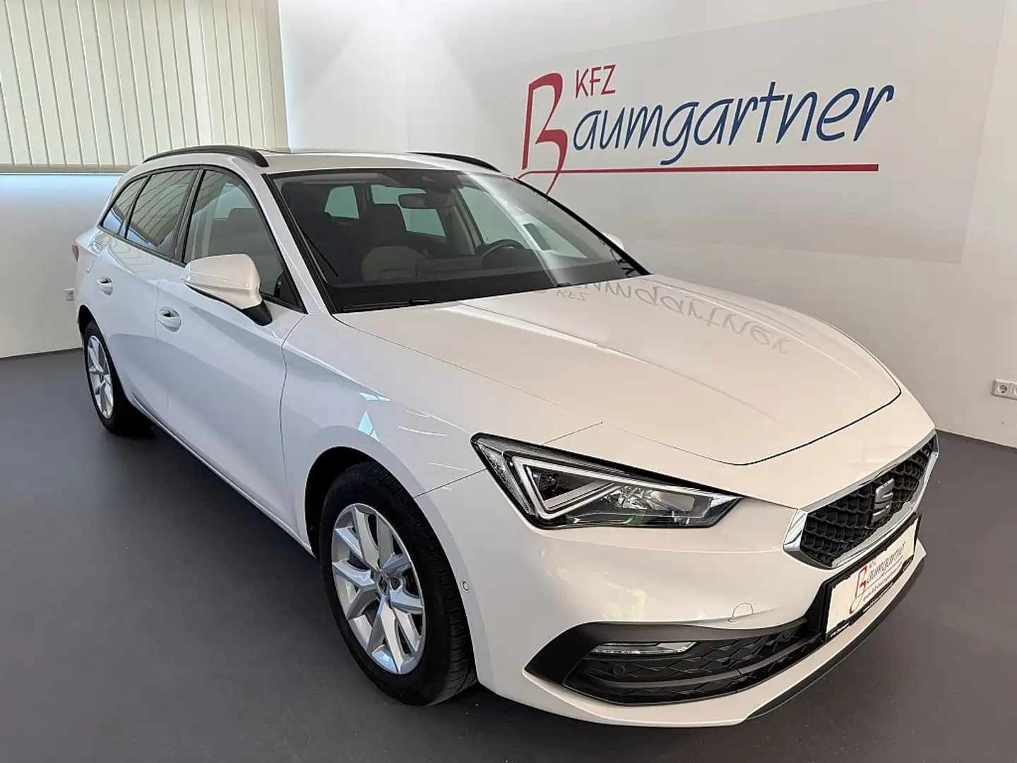 SEAT Leon SP Style 2,0TDI DSG *LED*NAVI*Virtual*PANO*Sitz... Blanc - 1