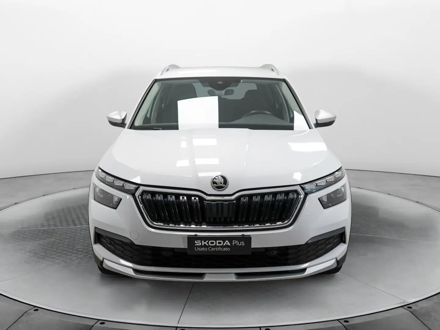 Skoda Kamiq Kamiq 1.0 TSI 110 CV DSG ScoutLine Blanc - 2
