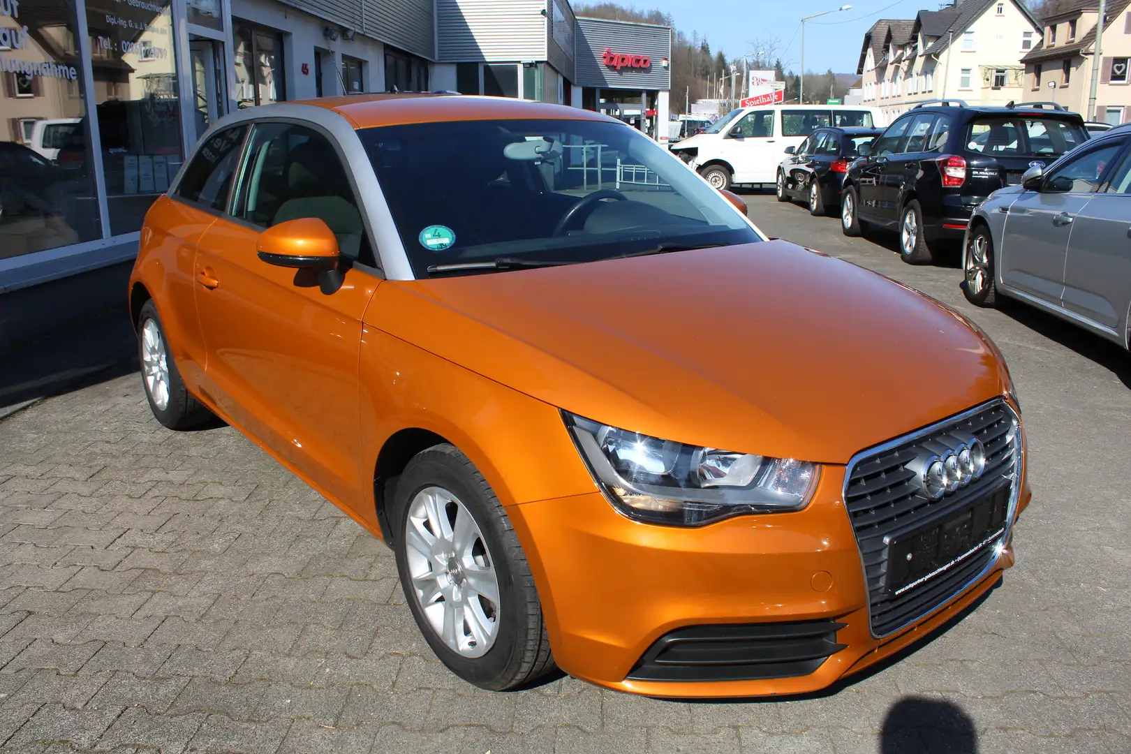 Audi A1 1,2 TSi Klima, Sitzheizung, frische Inspektion Orange - 2