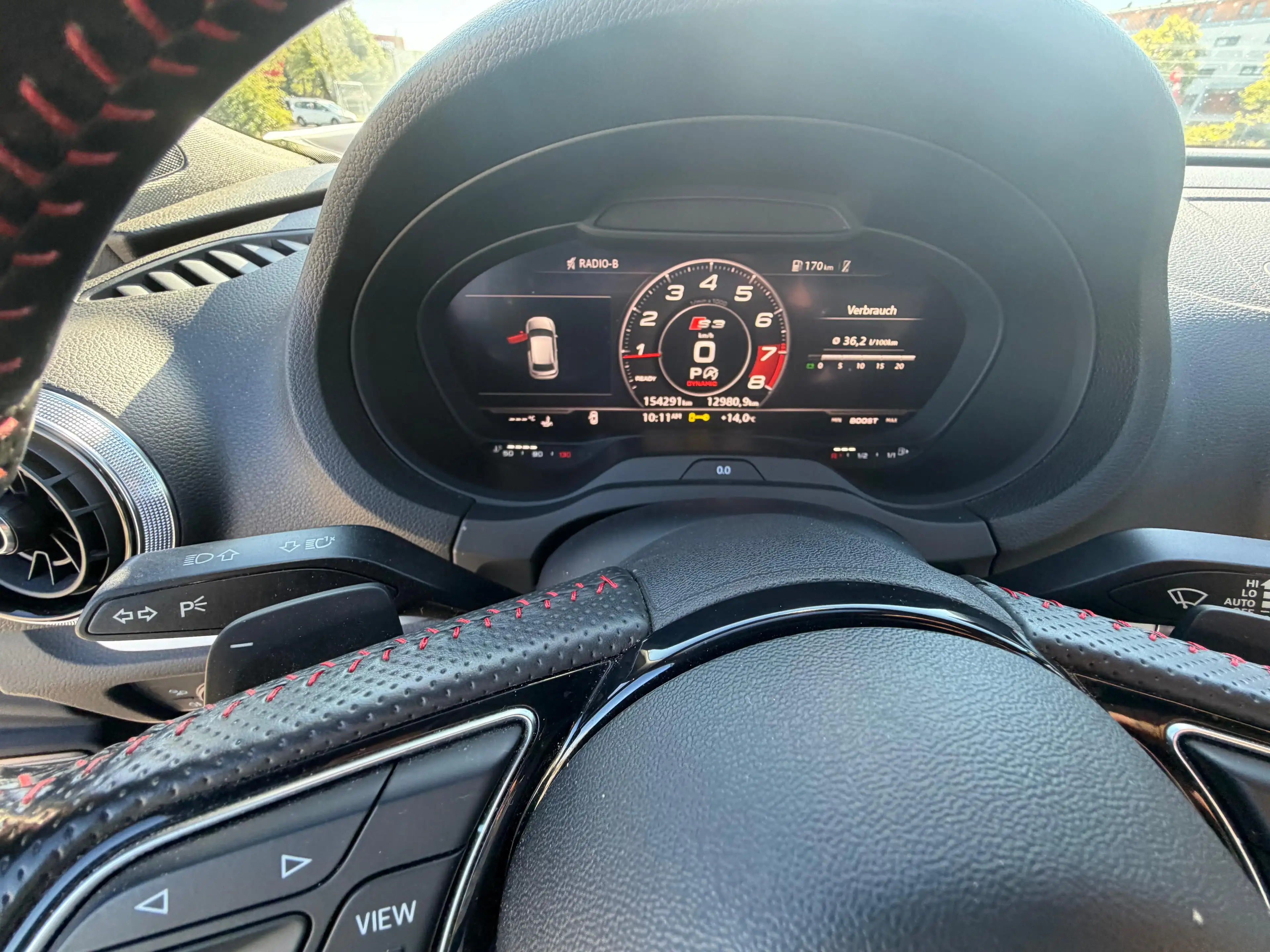 Audi S3 2.0 TFSI quattro — photo 13