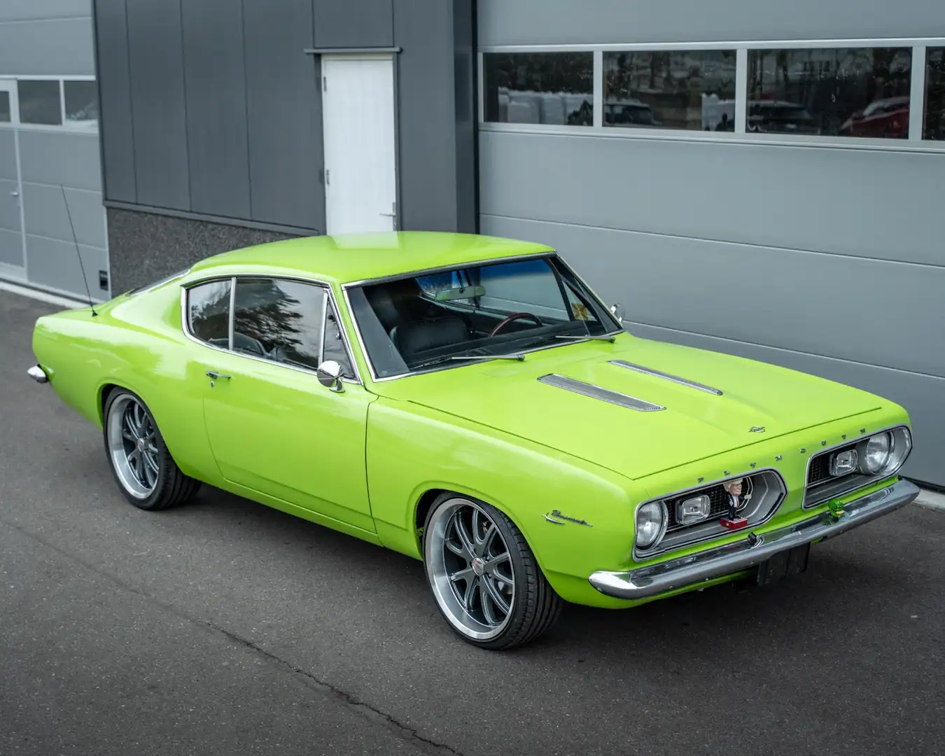 Plymouth Barracuda Sports Fastback 5.4 v8 I Uniek I Custom I Grün - 2
