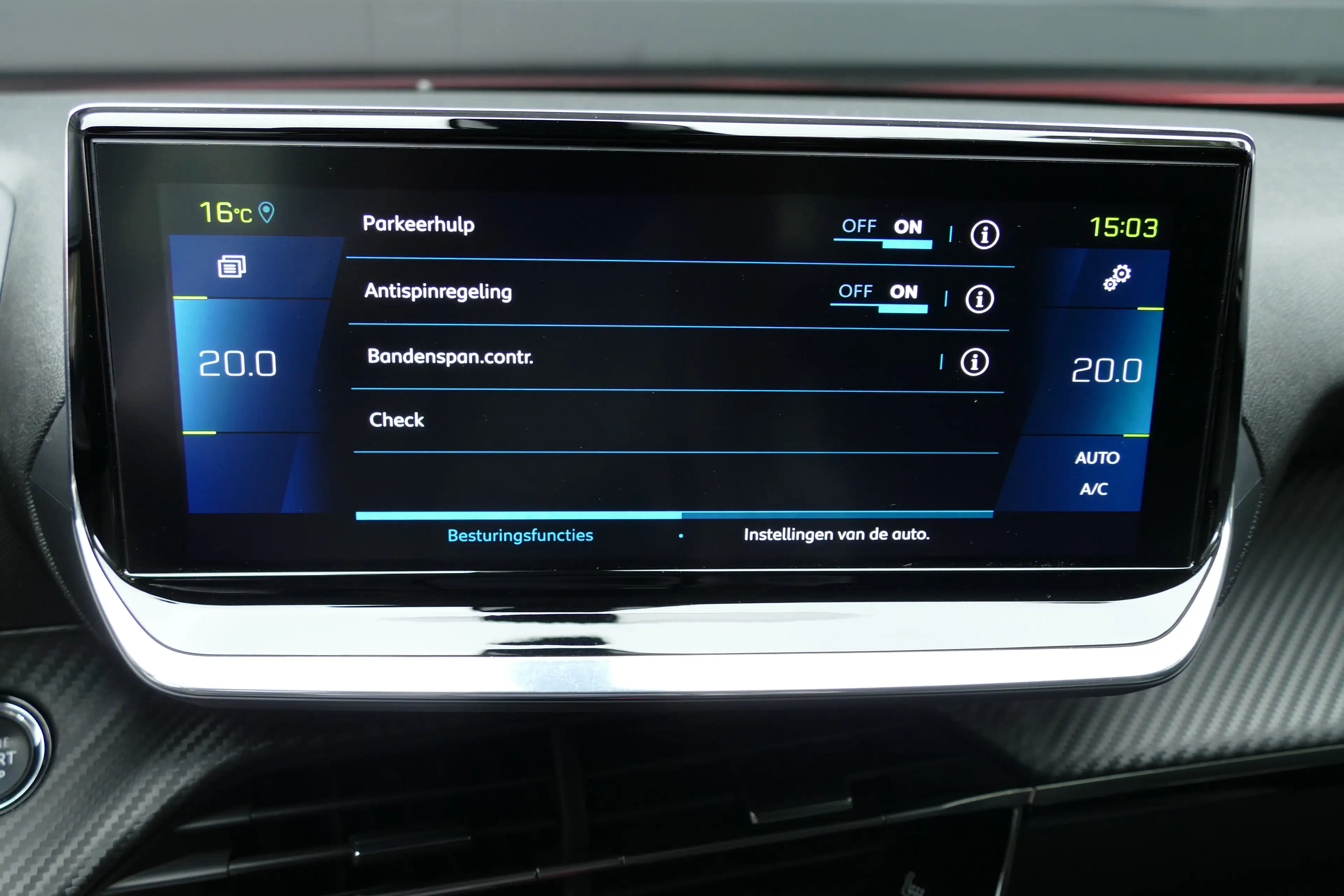 Peugeot e-2008 136PK 50KWH ALLURE PACK AUTOMAAT / CAMERA / STOELV — photo 28