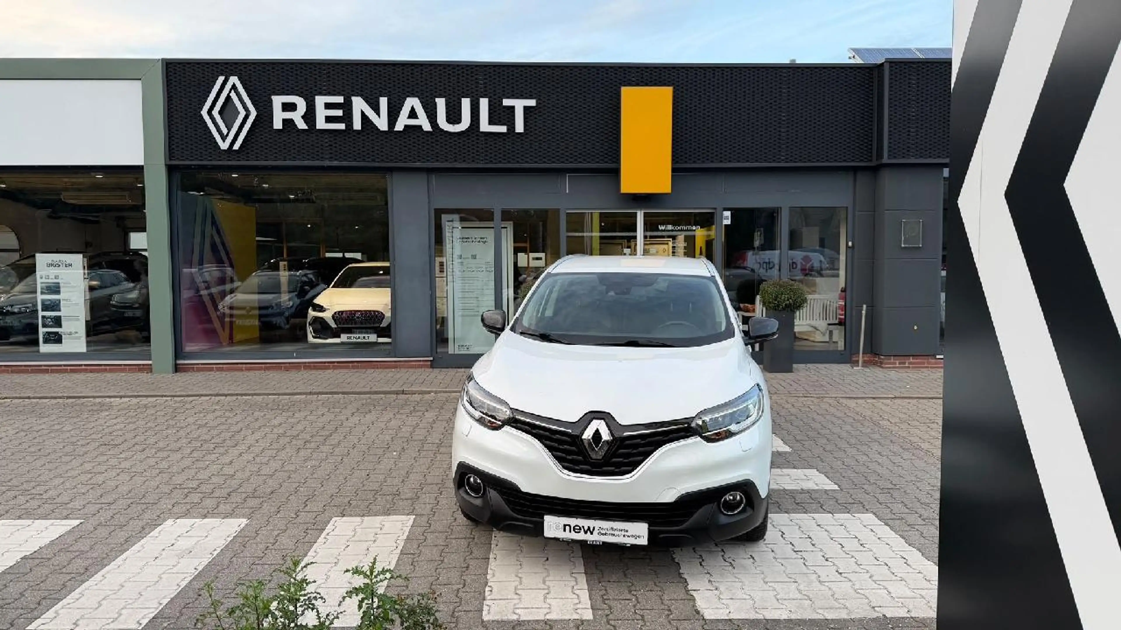 Renault Kadjar LIMITED Deluxe ENERGY TCe 130 EDC