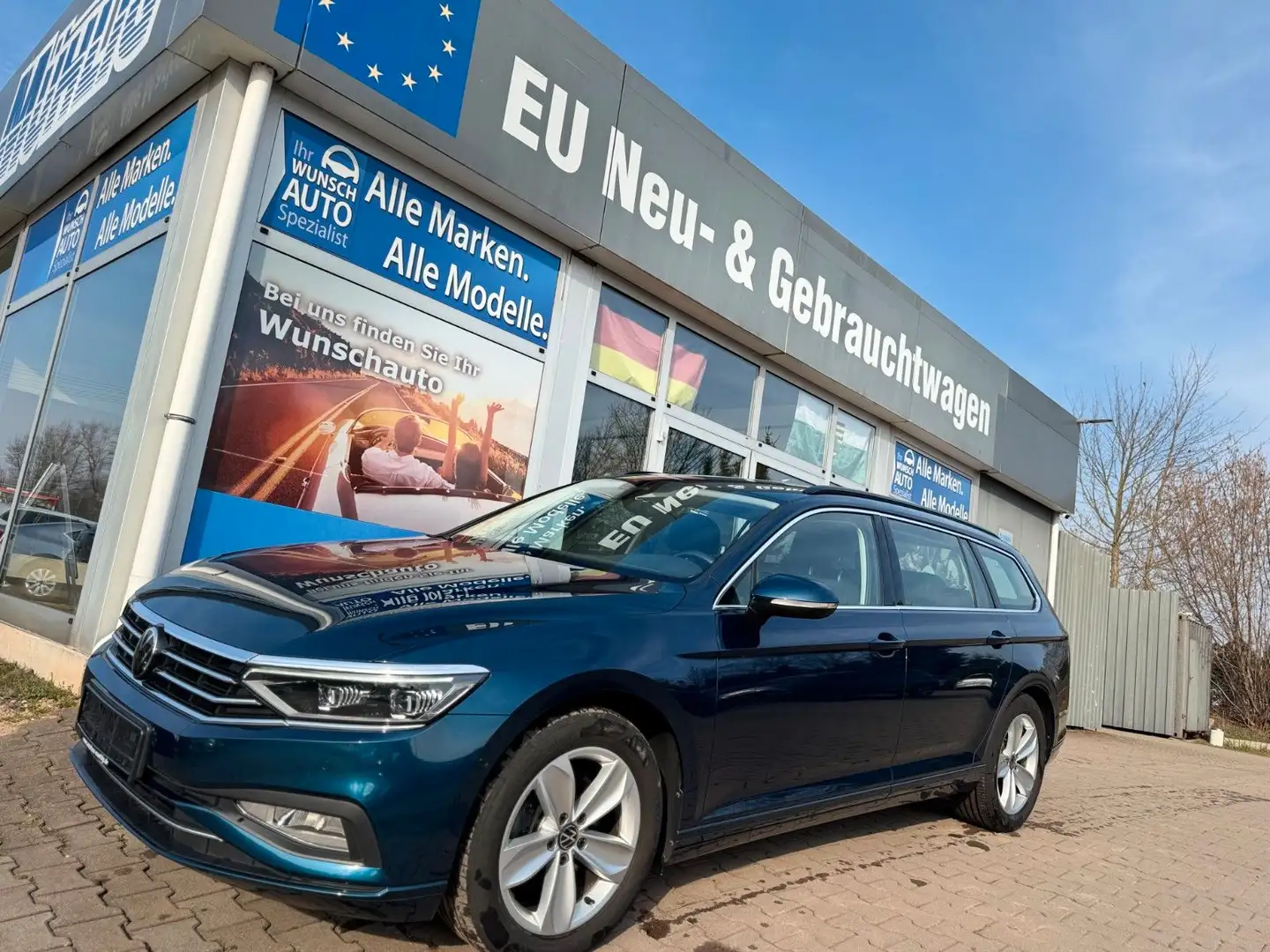 Volkswagen Passat Variant Business 4Motion Azul - 2
