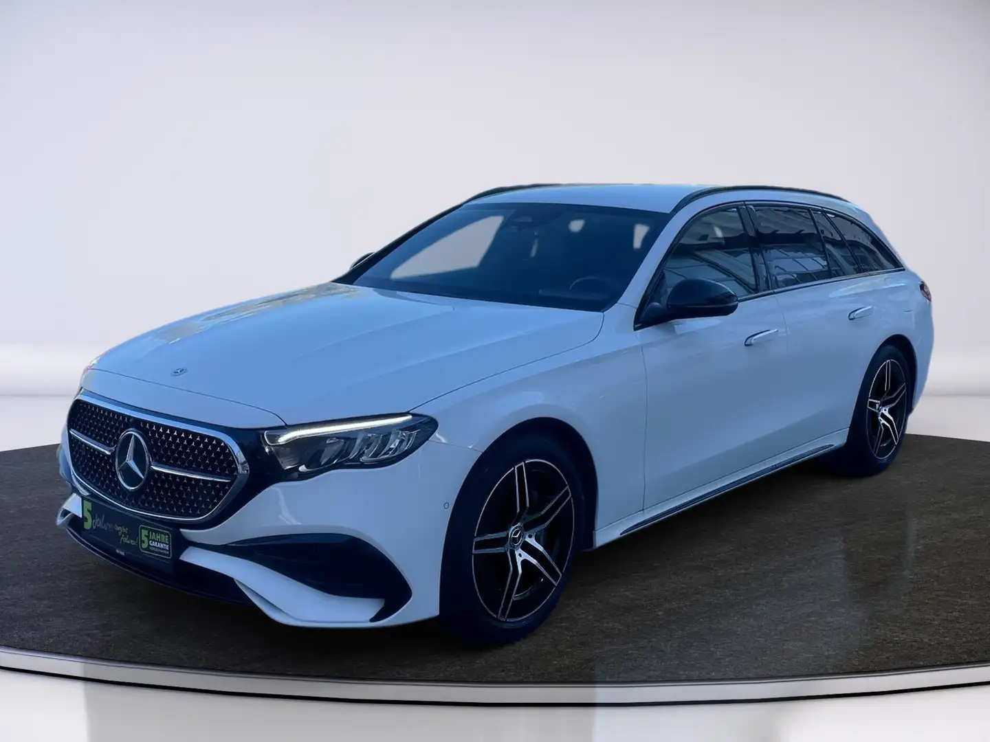 Mercedes-Benz E 300 de T AMG Line Aut. AUT Kam. KlimaA LM Blanc - 2