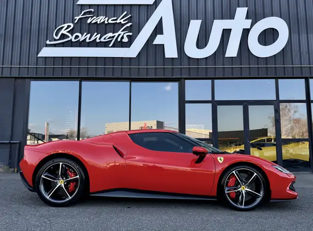 Ferrari 296 GTB 3.0 V6 830 Ch / Origine France / 1ère main / Carbone / Lift