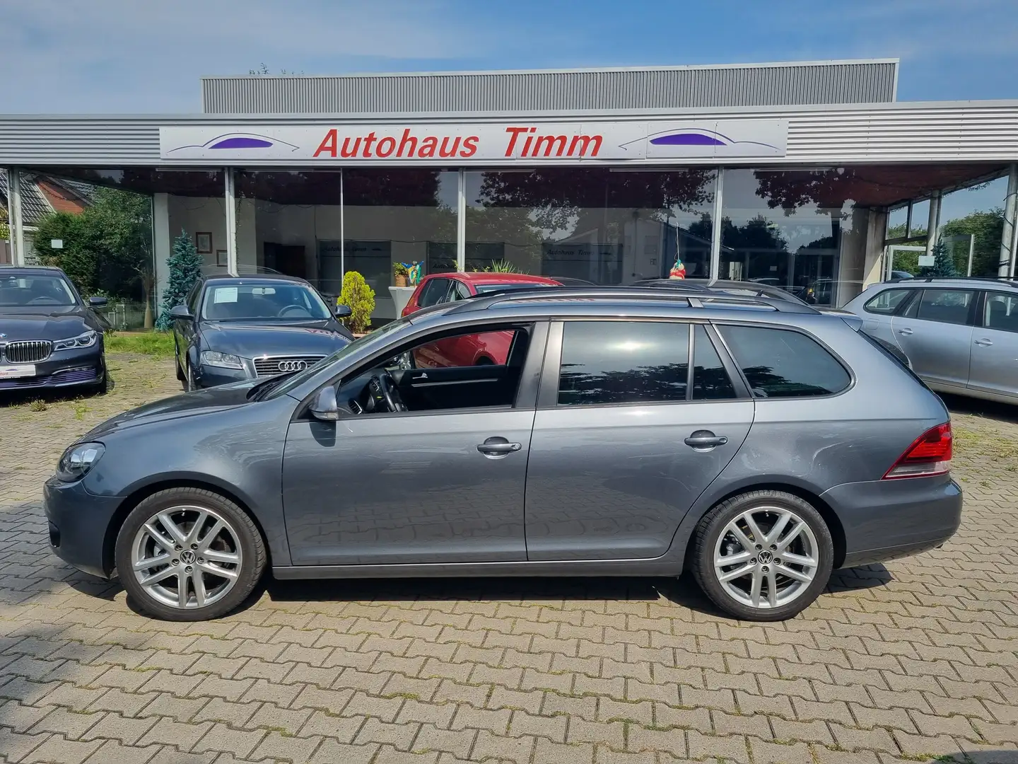 Volkswagen Golf Variant 1.2 TSI BlueMotion Technology Trendline Grau - 2