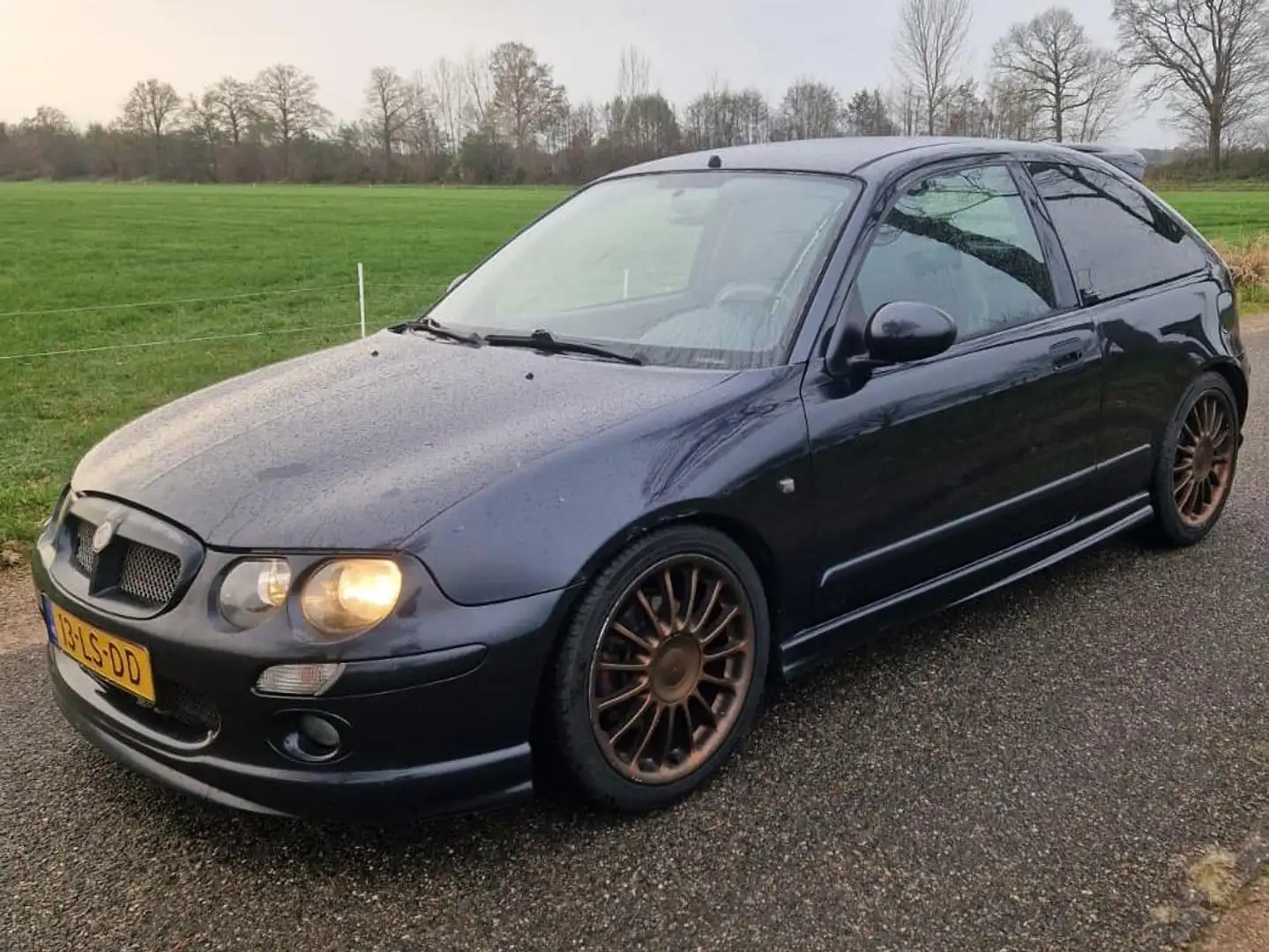 MG ZR ZR 1.8 160 Schwarz - 2