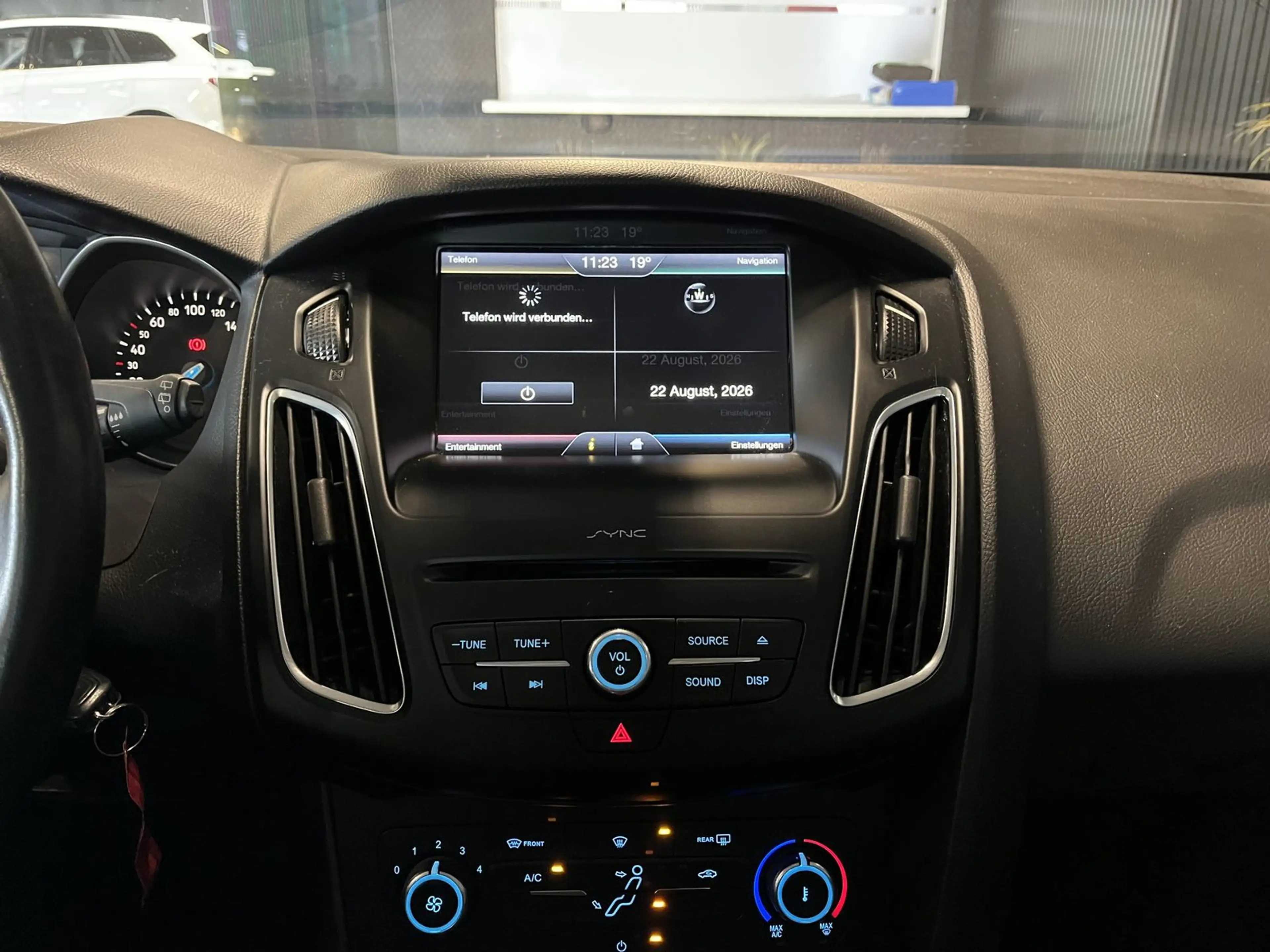 Ford Focus 2.0 TDCI Business/NAVIPOWERSHIFISOFIX/PDC/ — photo 14