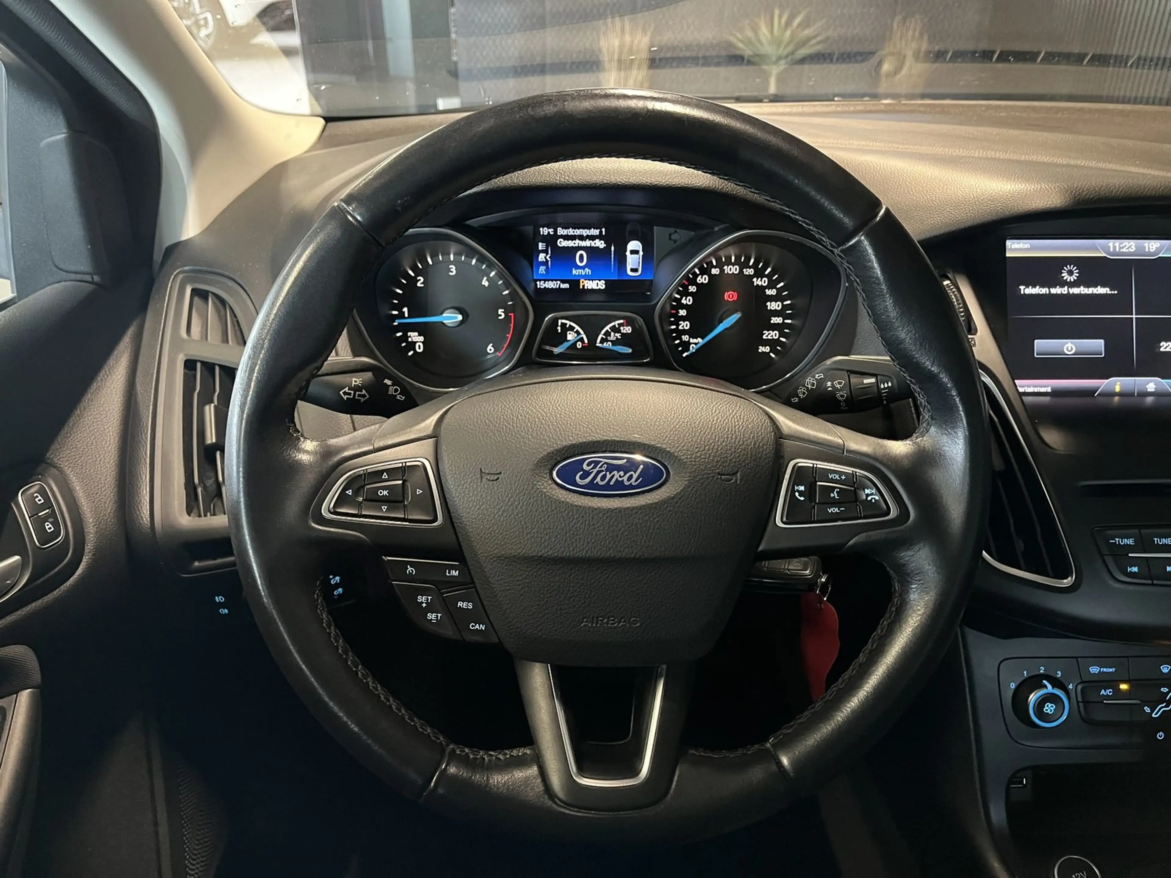 Ford Focus 2.0 TDCI Business/NAVIPOWERSHIFISOFIX/PDC/ — photo 13