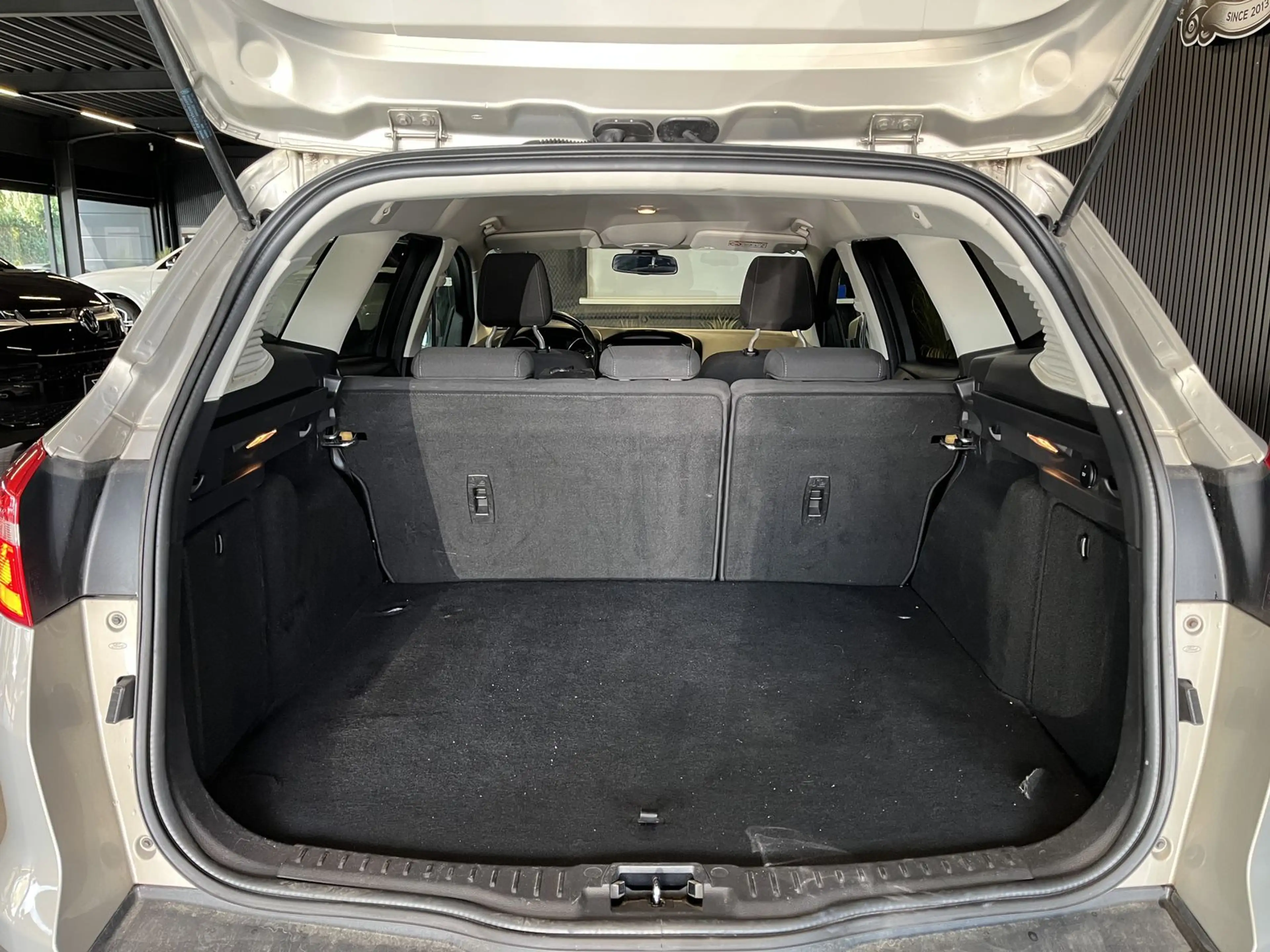 Ford Focus 2.0 TDCI Business/NAVIPOWERSHIFISOFIX/PDC/ — photo 11