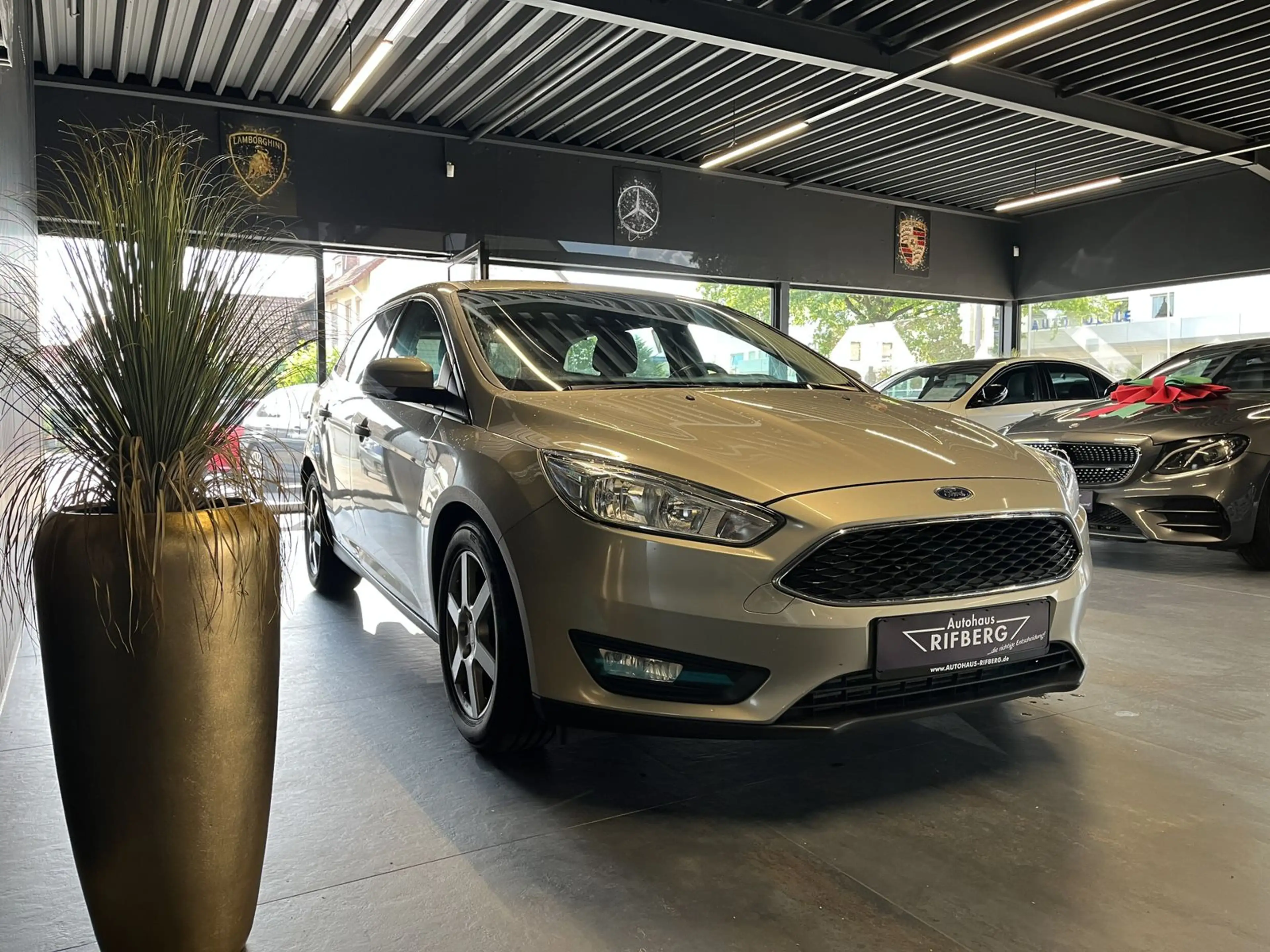 Ford Focus 2.0 TDCI Business/NAVIPOWERSHIFISOFIX/PDC/ — photo 3