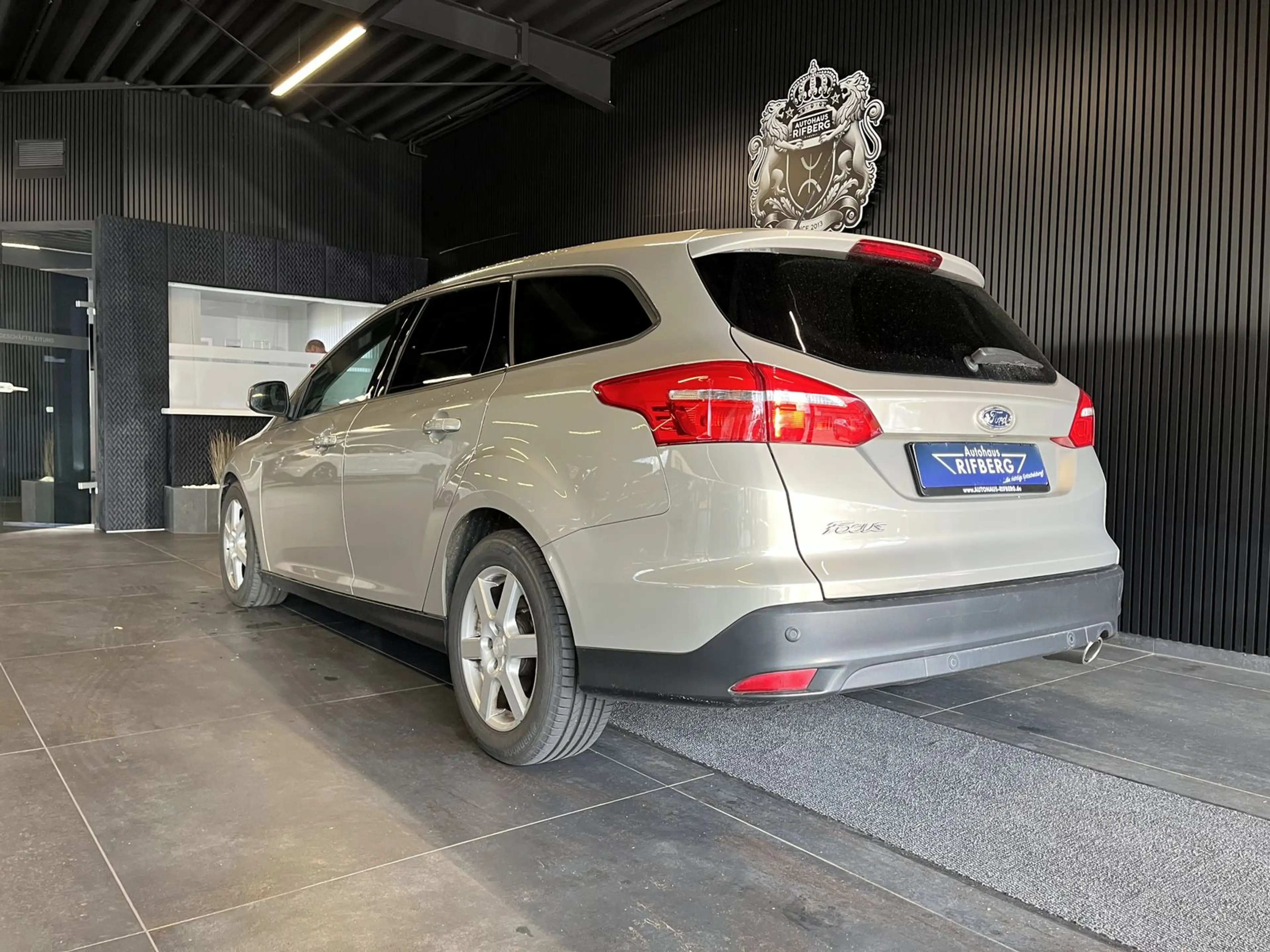 Ford Focus 2.0 TDCI Business/NAVIPOWERSHIFISOFIX/PDC/ — photo 4