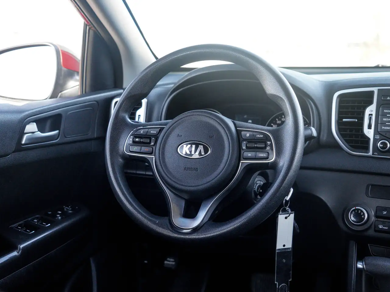 Kia Sportage снимка Kia Sportage