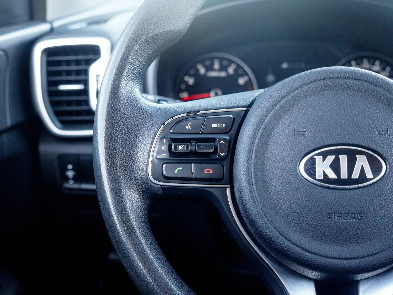 Kia Sportage снимка Kia Sportage