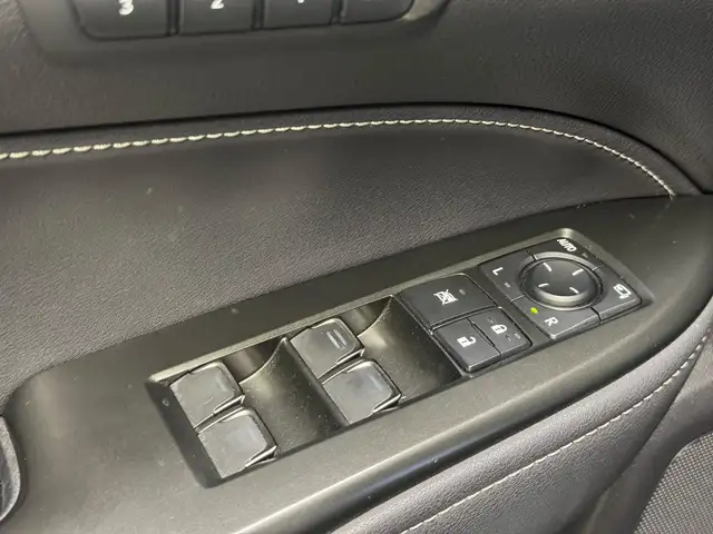 Lexus NX view 9