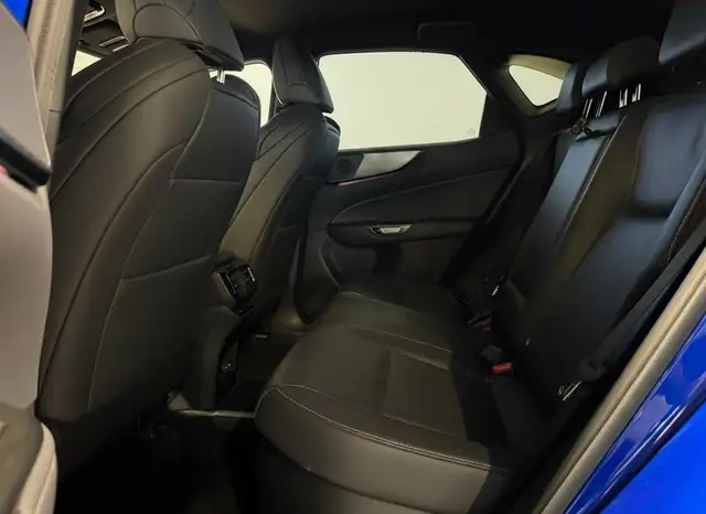 Lexus NX view 7