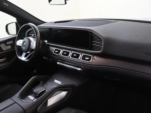 Mercedes-Benz Gle view 5