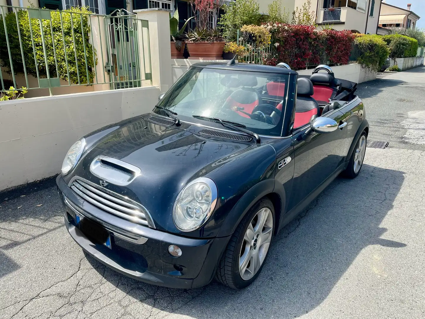 MINI Cooper S Cabrio 1.6 Schwarz - 1