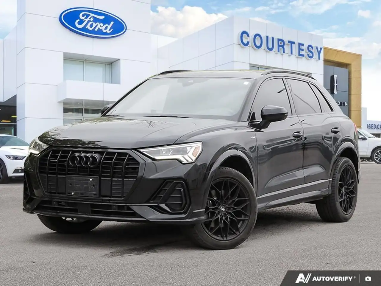 2022 Audi Q3
