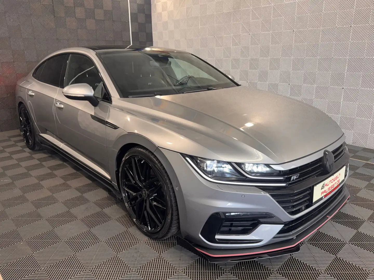 Volkswagen Arteon *R-LINE*PANO-ACC-APPLE-R.KAM-HEAD.UP-19" Plateado - 1