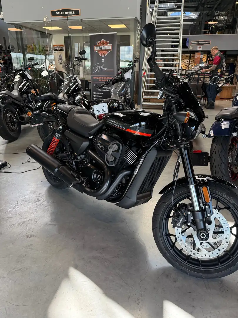 Harley-Davidson Street Rod 750 Negro - 1