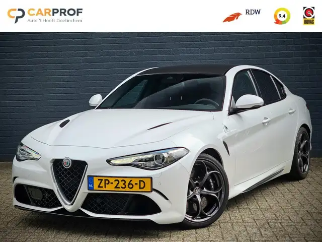 Alfa Romeo Giulia 2.9 V6 Quadrifoglio / NL AUTO / CARBON DAK / ADAPT