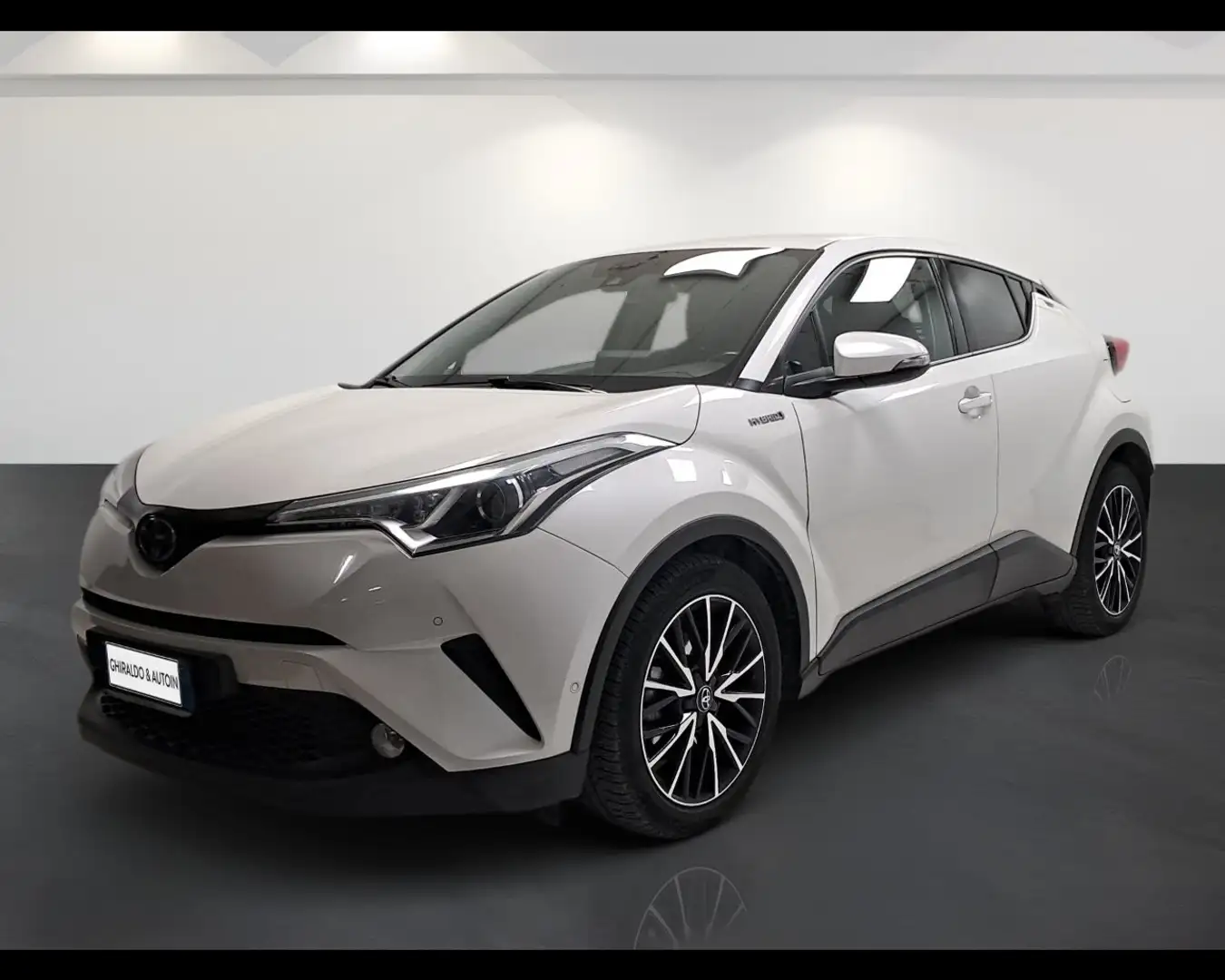 Toyota C-HR I 2016 1.8h Lounge 2wd e-cvt Blanc - 1