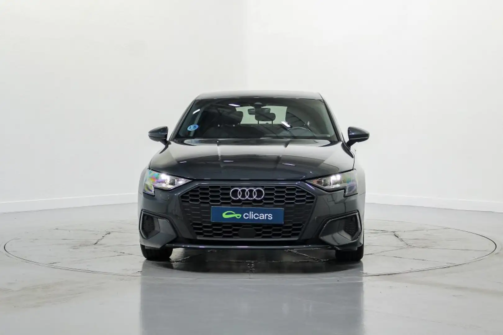 Audi A3 Sportback 30 TFSI S tronic Gris - 2