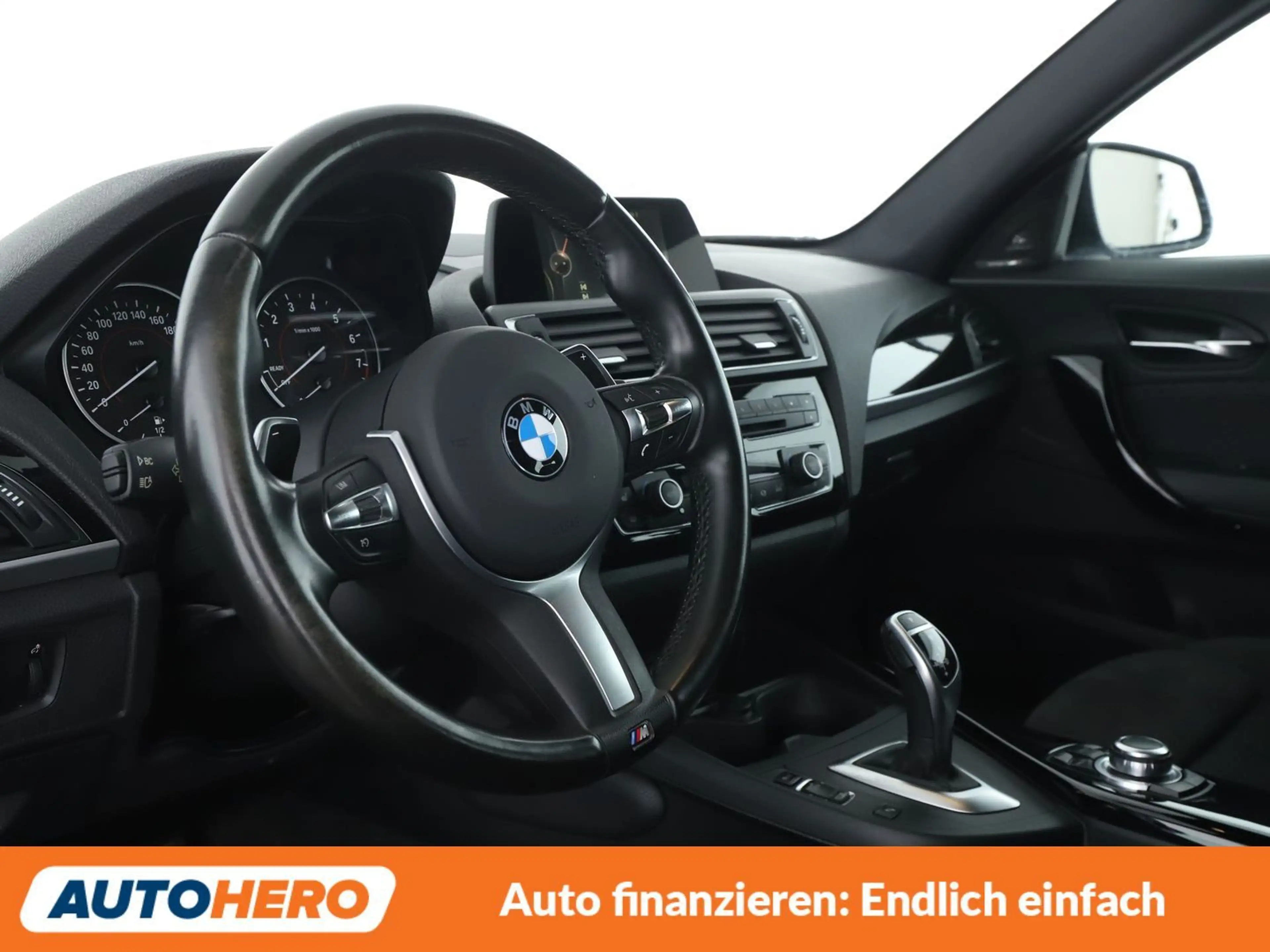 BMW 140 M140i xDrive — photo 11