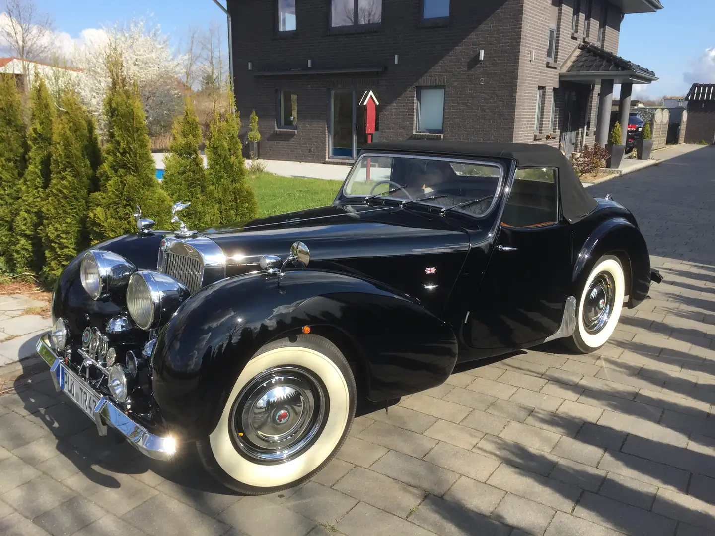 Oldtimer Triumph Cabrio Roadster 1800 Schwarz - 1