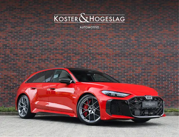 Audi RS5 Avant e-hybrid quattro