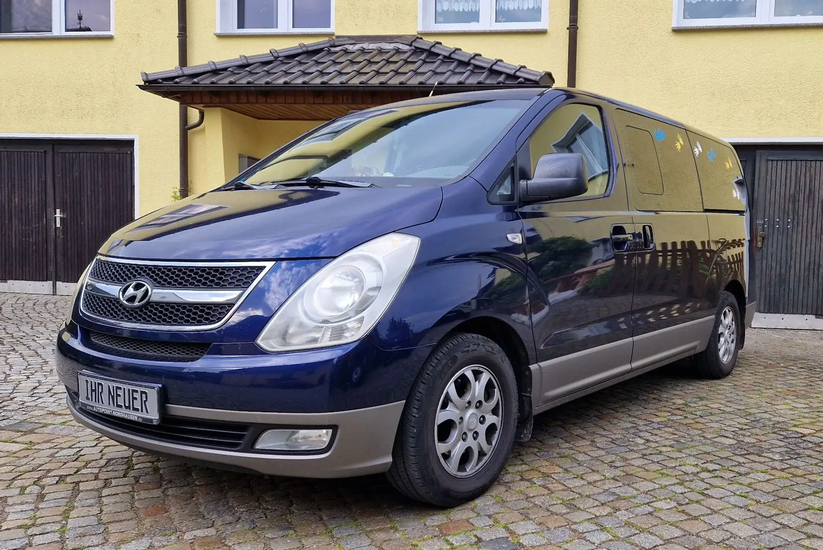 Hyundai H-1 "Travel Comfort"_Klima_2 Zonen_DAB+ mit Kam. Blau - 1