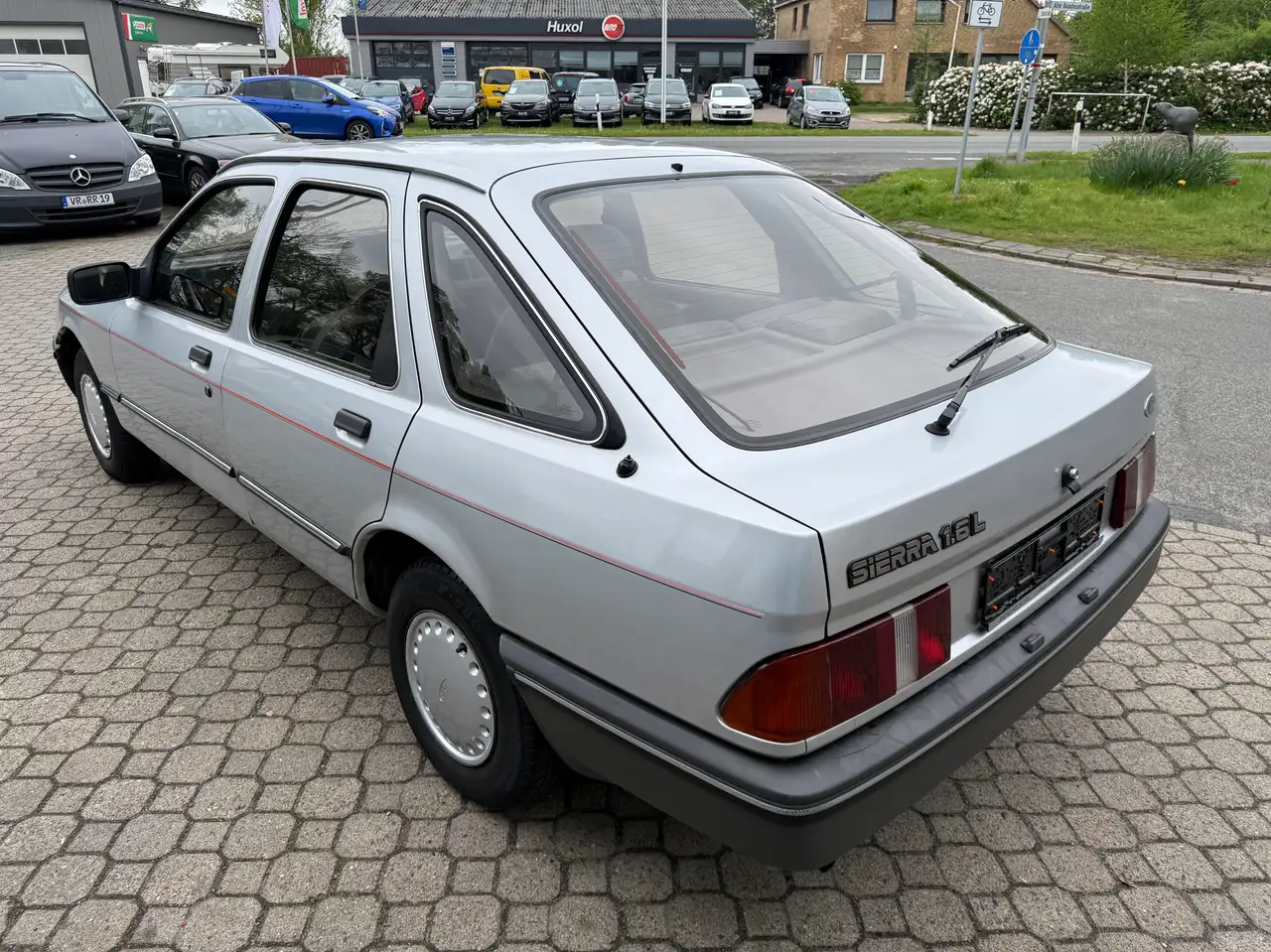 Ford Sierra 1.6 L *nur 77 TKM*1.Hand*HU/H-Kennzeichen neu*SD*, foto 6